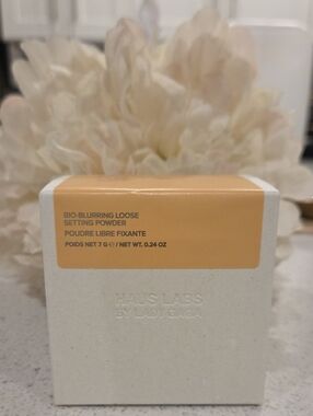 Haus Labs By Lady Gaga Blurring Loose Setting Powder - Golden
